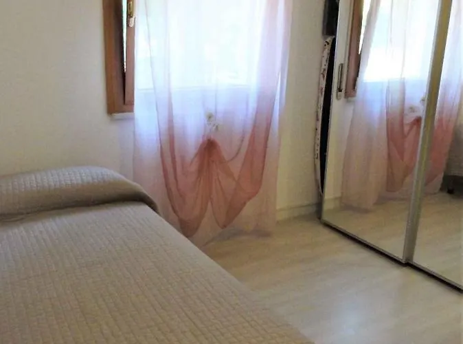 Apartment In 42841 *